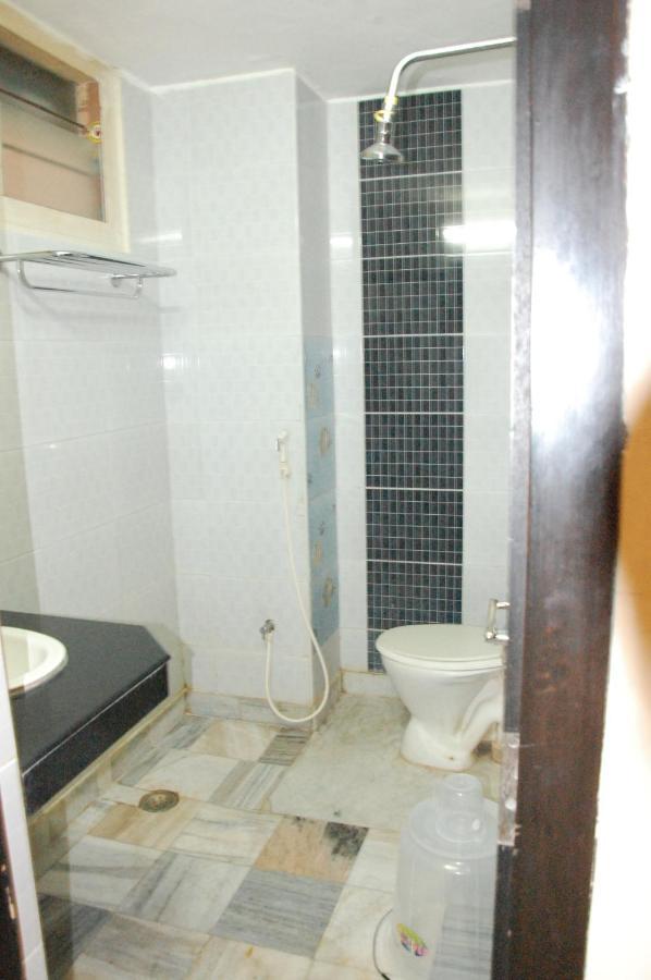 Hotel Blue Star 哥印拜陀 外观 照片