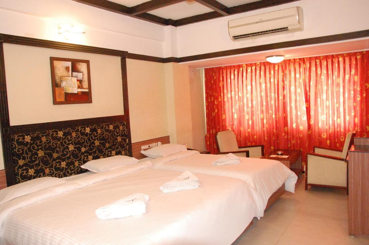 Hotel Blue Star 哥印拜陀 外观 照片