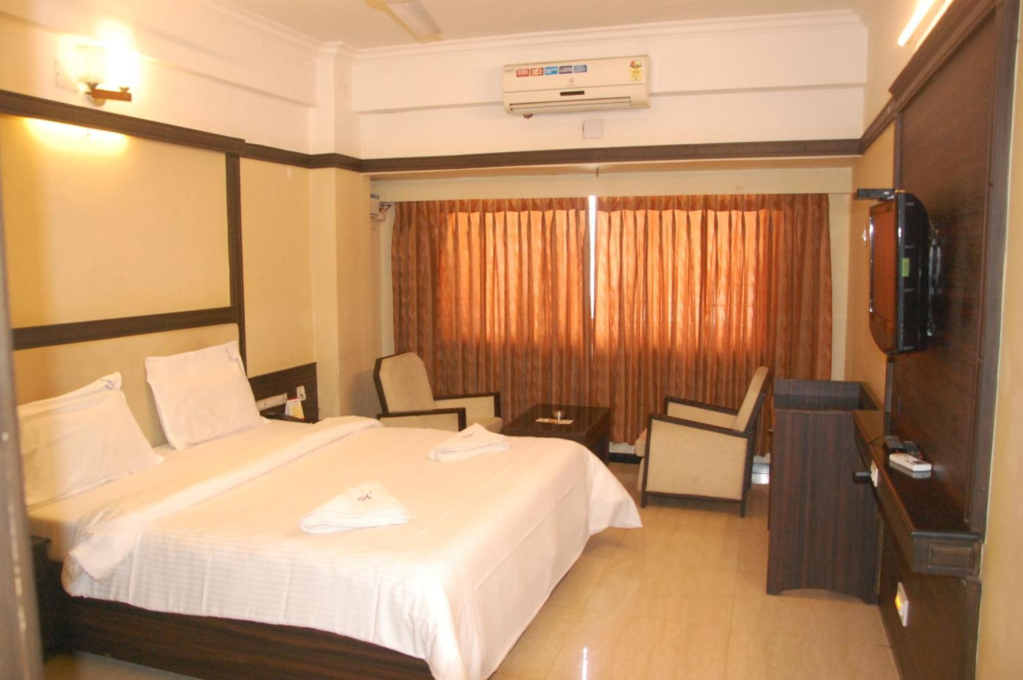 Hotel Blue Star 哥印拜陀 外观 照片